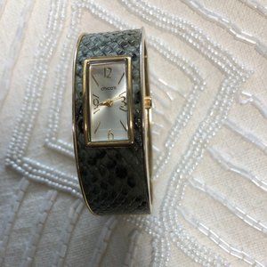 CHICO'S  RECTANGLE FACE WATCH